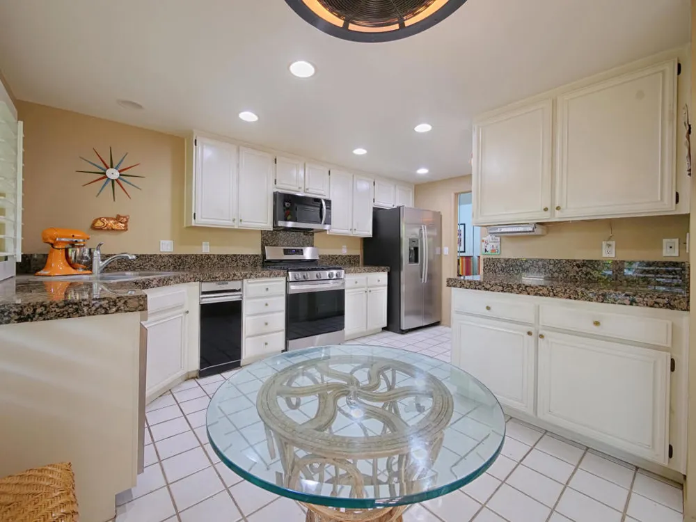 68737 Paseo Soria Cathedral City, CA 92234