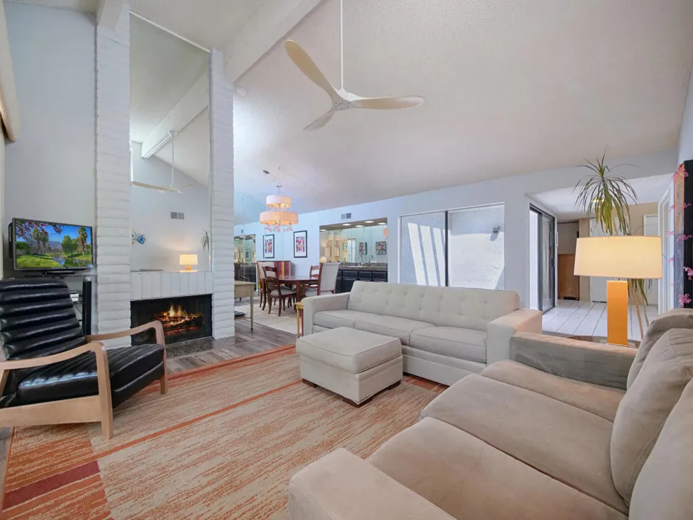 68737 Paseo Soria Cathedral City, CA 92234