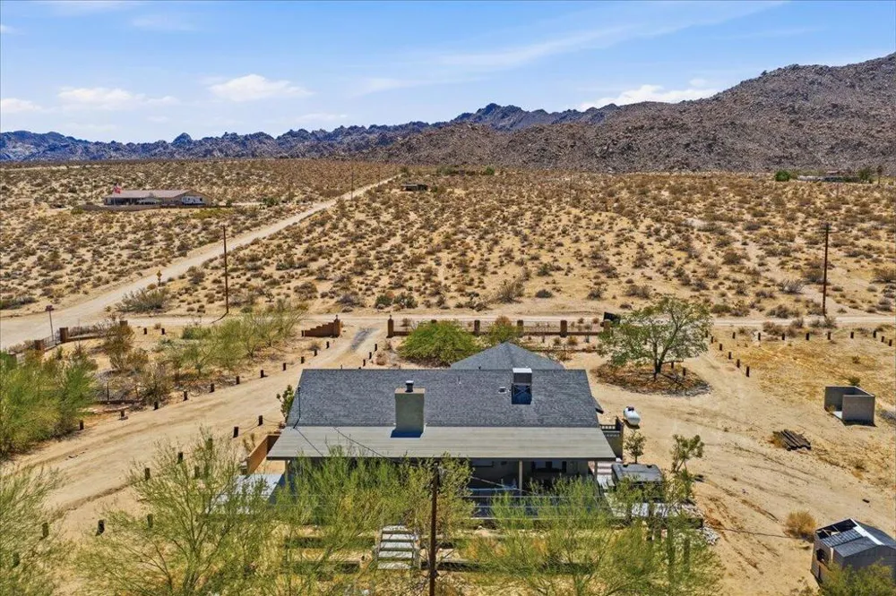 68054 Sullivan Road 29 Palms, CA 92277