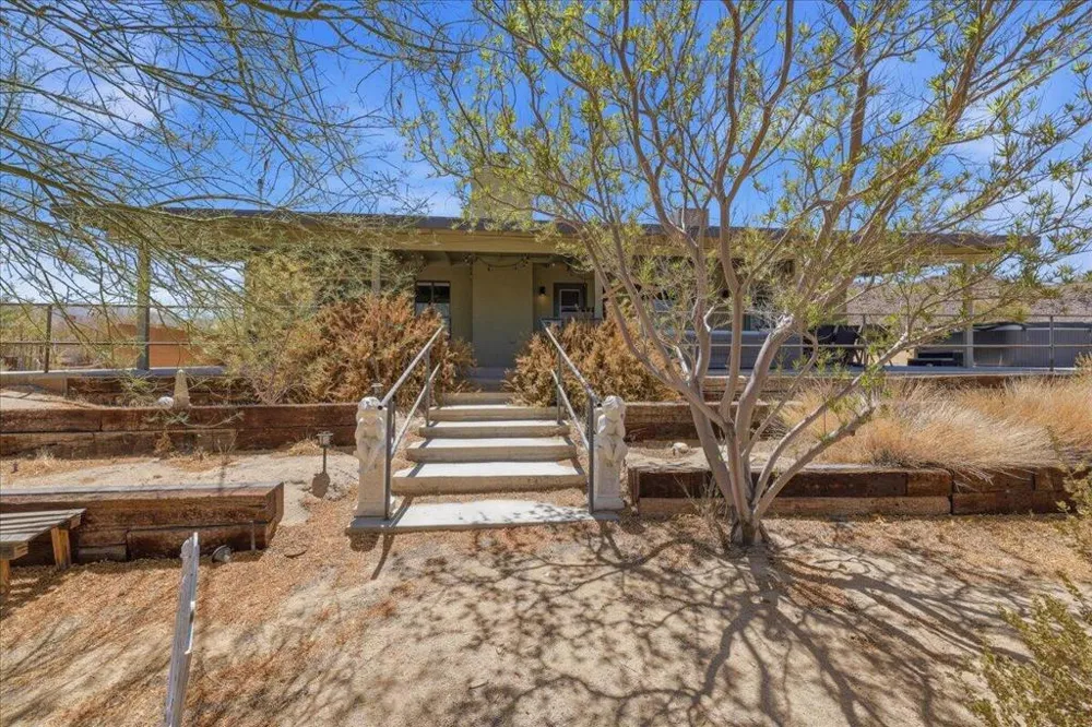 68054 Sullivan Road 29 Palms, CA 92277