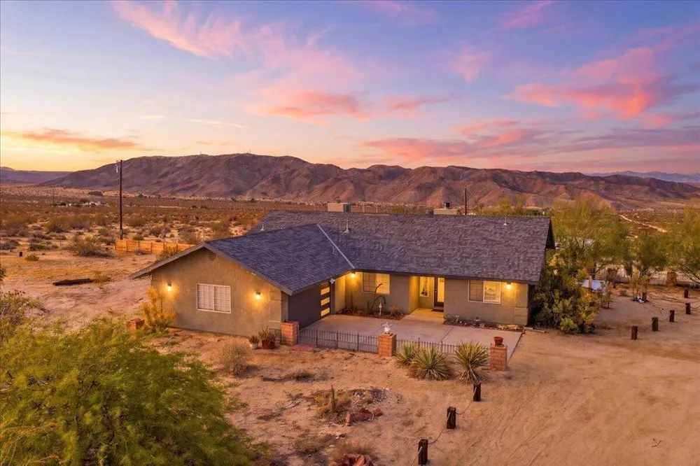 68054 Sullivan Road 29 Palms, CA 92277