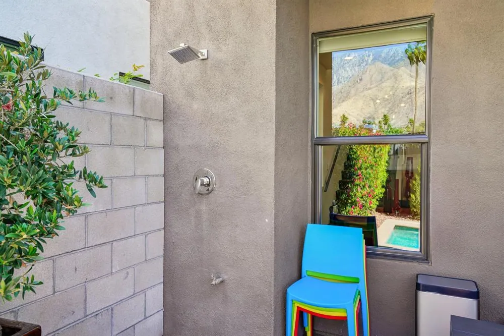 2699 Majestic Way Palm Springs, CA 92262