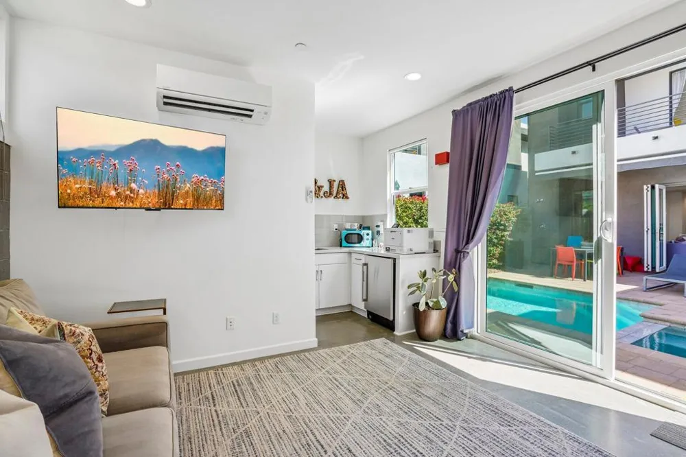 2699 Majestic Way Palm Springs, CA 92262