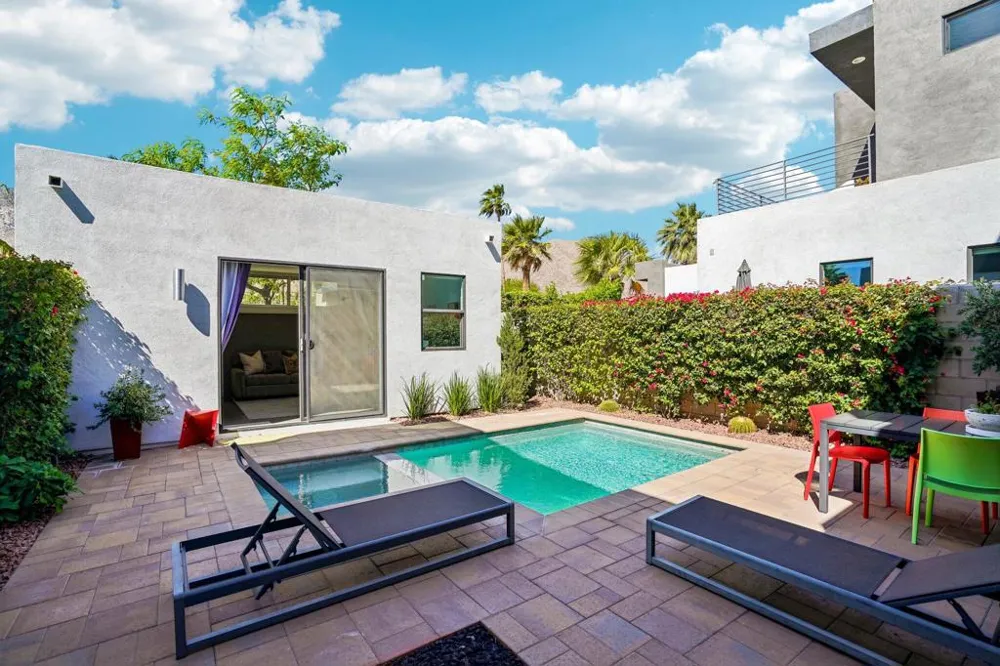 2699 Majestic Way Palm Springs, CA 92262