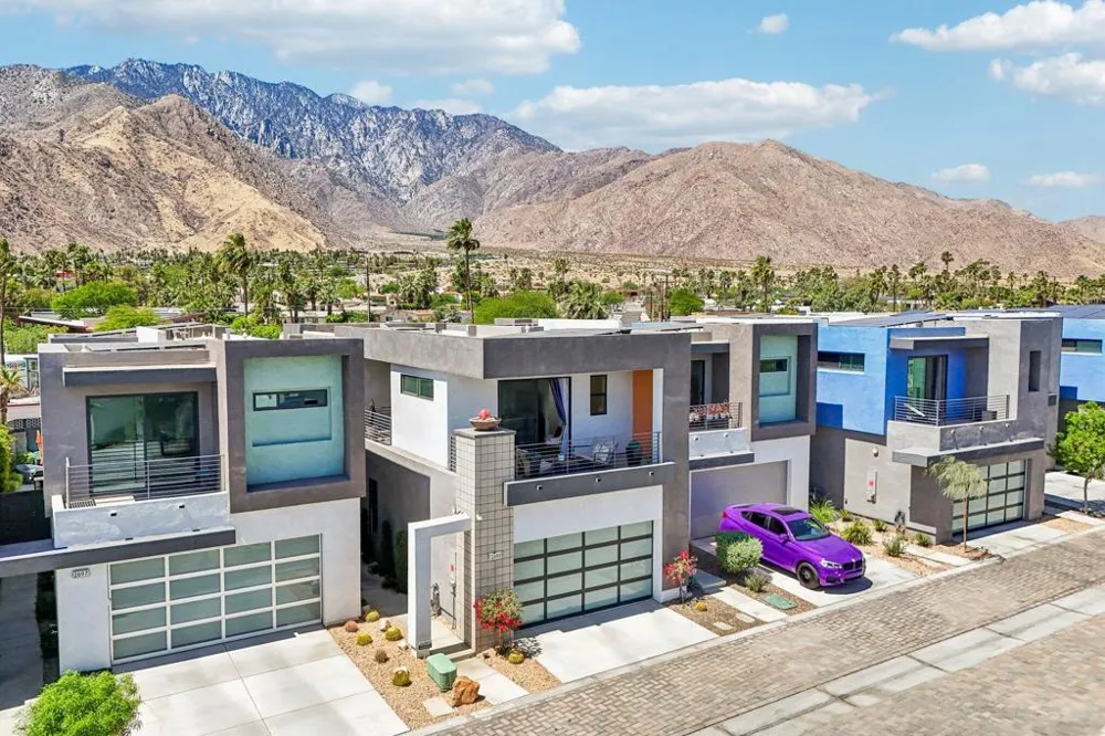 2699 Majestic Way Palm Springs, CA 92262