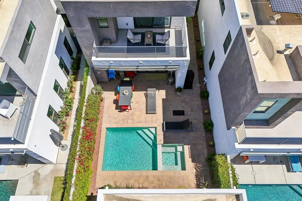 2699 Majestic Way Palm Springs, CA 92262