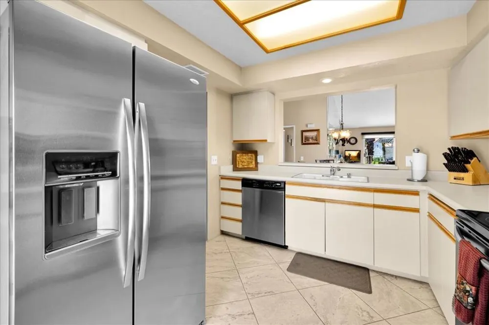 265 Desert Falls Drive E Palm Desert, CA 92211
