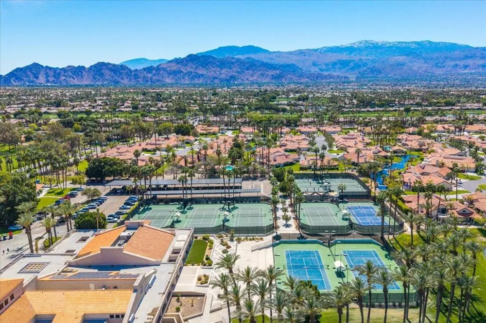 265 Desert Falls Drive E Palm Desert, CA 92211