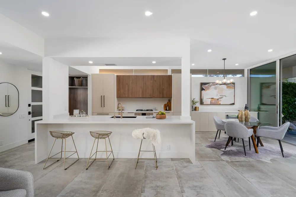 80 Lakeview Drive Palm Springs, CA 92264