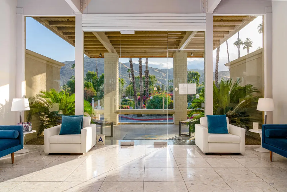 80 Lakeview Drive Palm Springs, CA 92264