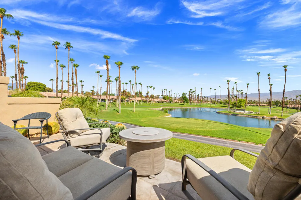 76064 Honeysuckle Drive Palm Desert, CA 92211