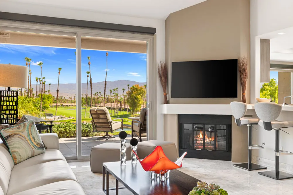 76064 Honeysuckle Drive Palm Desert, CA 92211