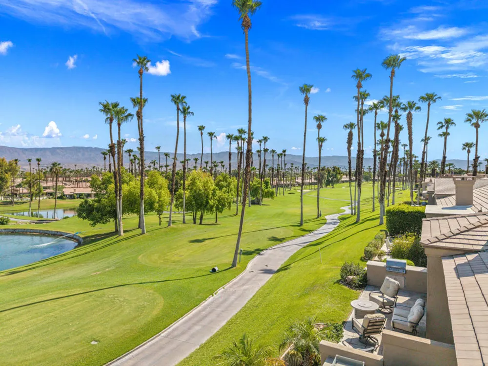 76064 Honeysuckle Drive Palm Desert, CA 92211