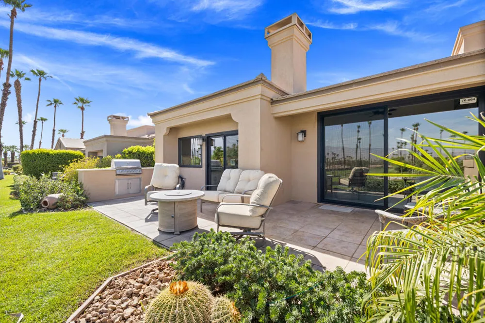 76064 Honeysuckle Drive Palm Desert, CA 92211