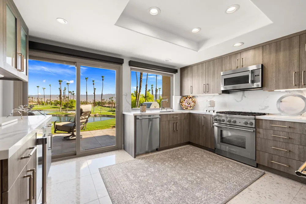 76064 Honeysuckle Drive Palm Desert, CA 92211