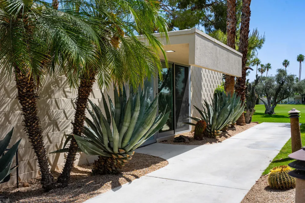 87 Westlake Circle Palm Springs, CA 92264