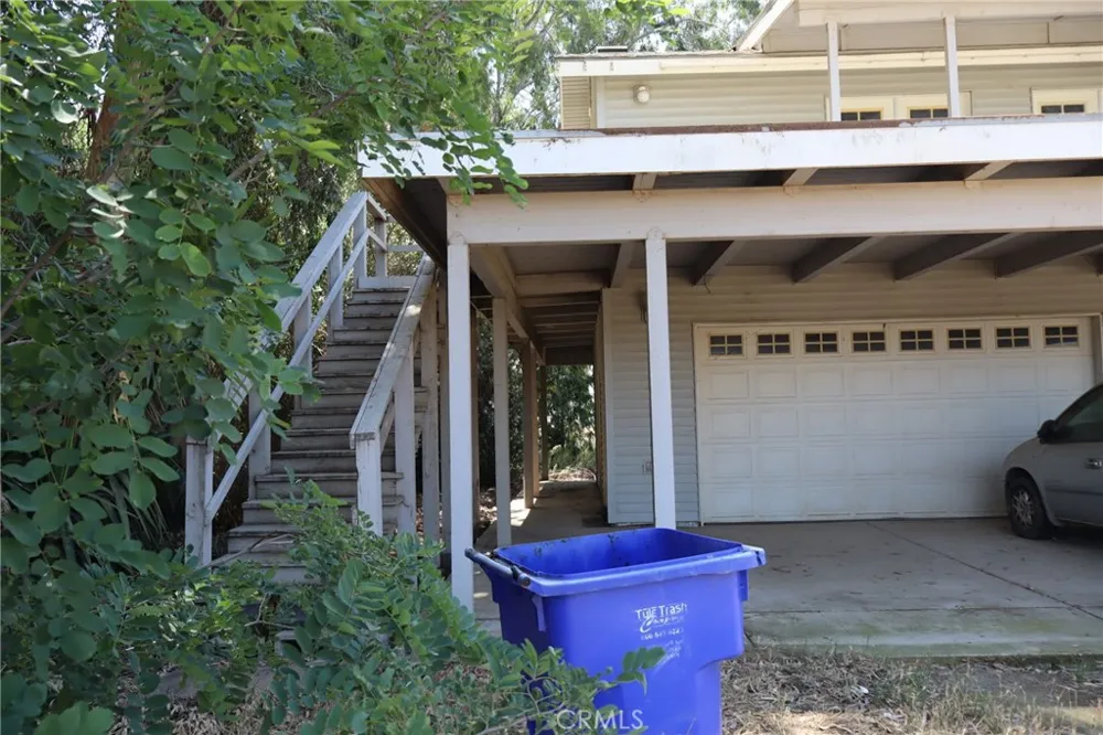 10654 Avenue 104 Pixley, CA 93256