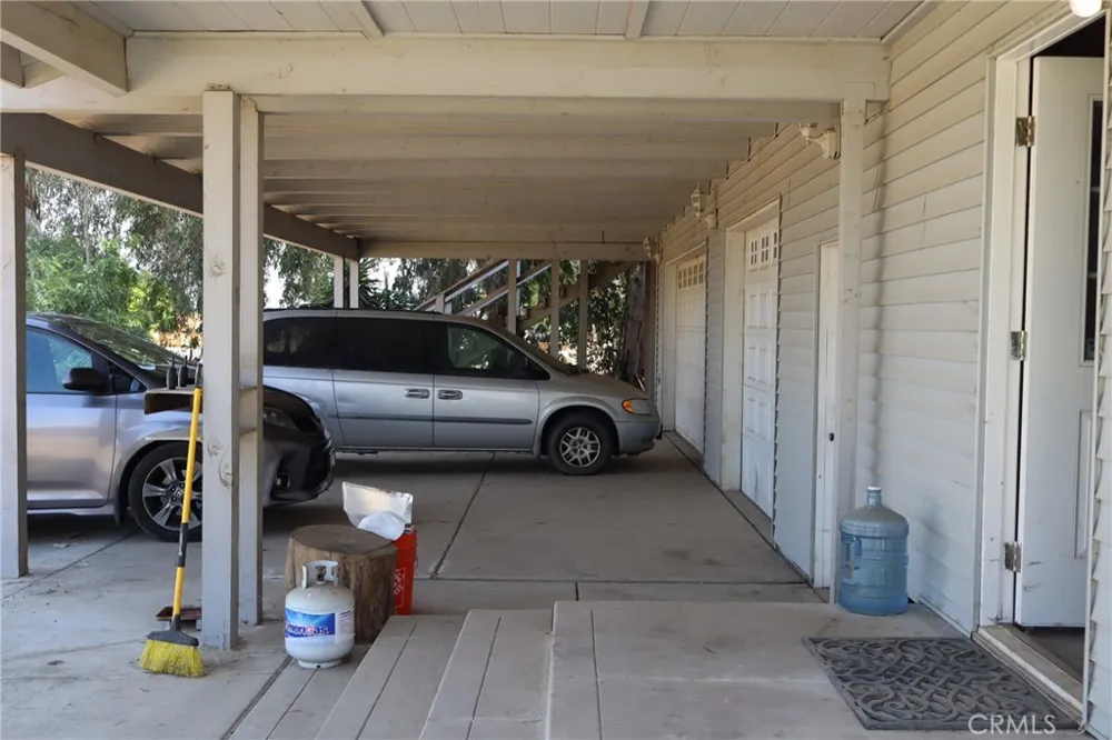 10654 Avenue 104 Pixley, CA 93256