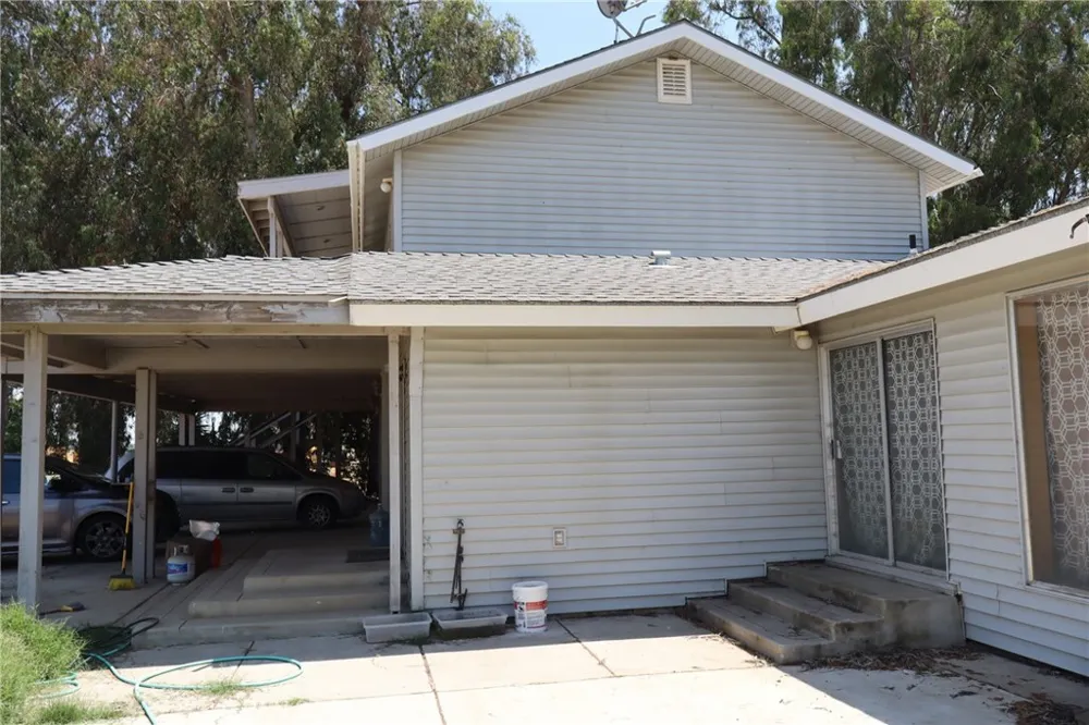10654 Avenue 104 Pixley, CA 93256