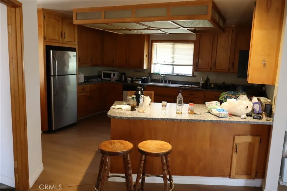 10654 Avenue 104 Pixley, CA 93256