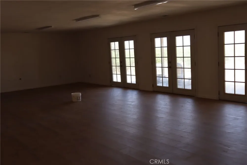 10654 Avenue 104 Pixley, CA 93256