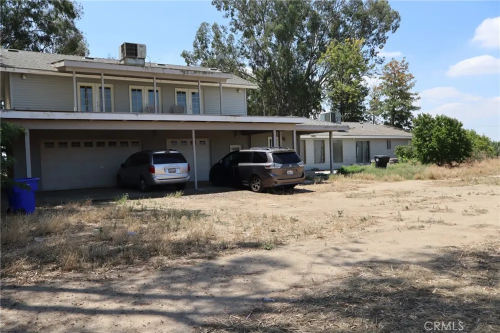 10654 Avenue 104 Pixley, CA 93256