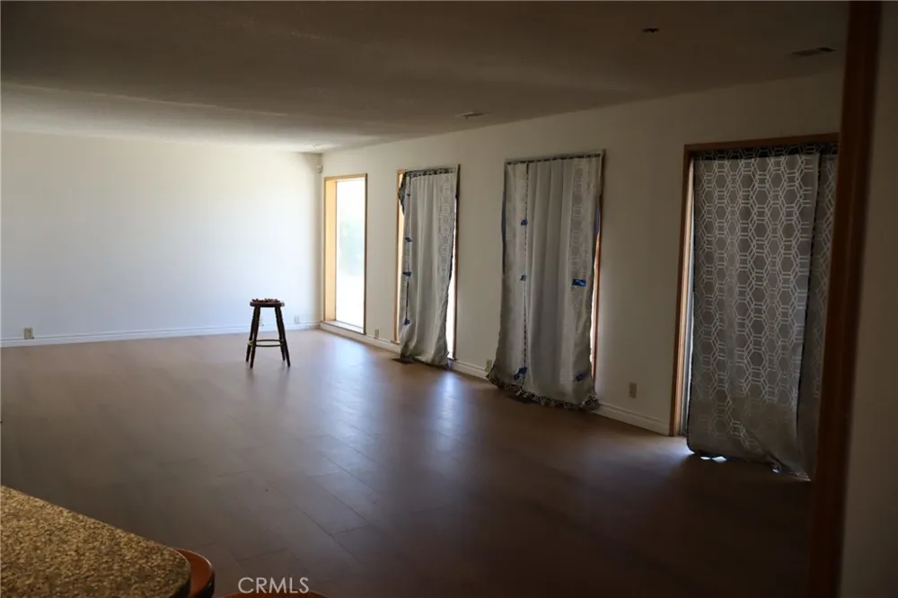 10654 Avenue 104 Pixley, CA 93256