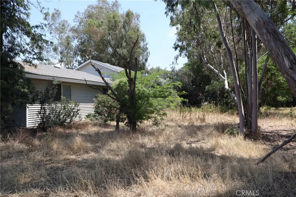 10654 Avenue 104 Pixley, CA 93256
