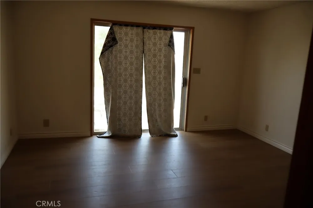 10654 Avenue 104 Pixley, CA 93256