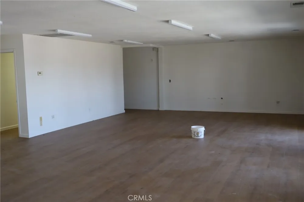 10654 Avenue 104 Pixley, CA 93256