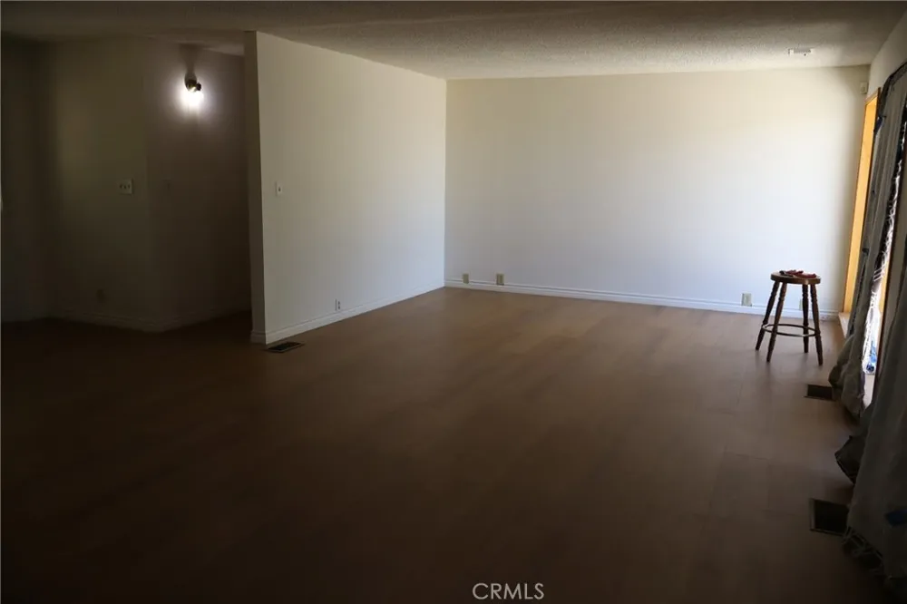 10654 Avenue 104 Pixley, CA 93256