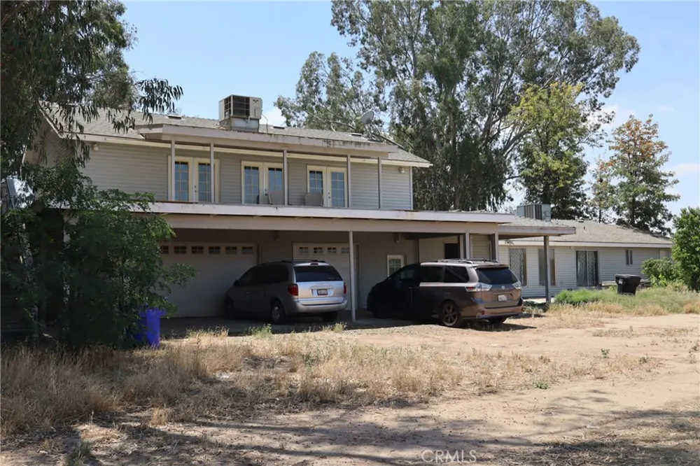10654 Avenue 104 Pixley, CA 93256