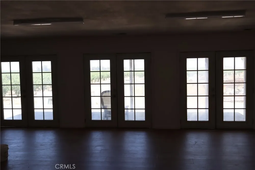 10654 Avenue 104 Pixley, CA 93256