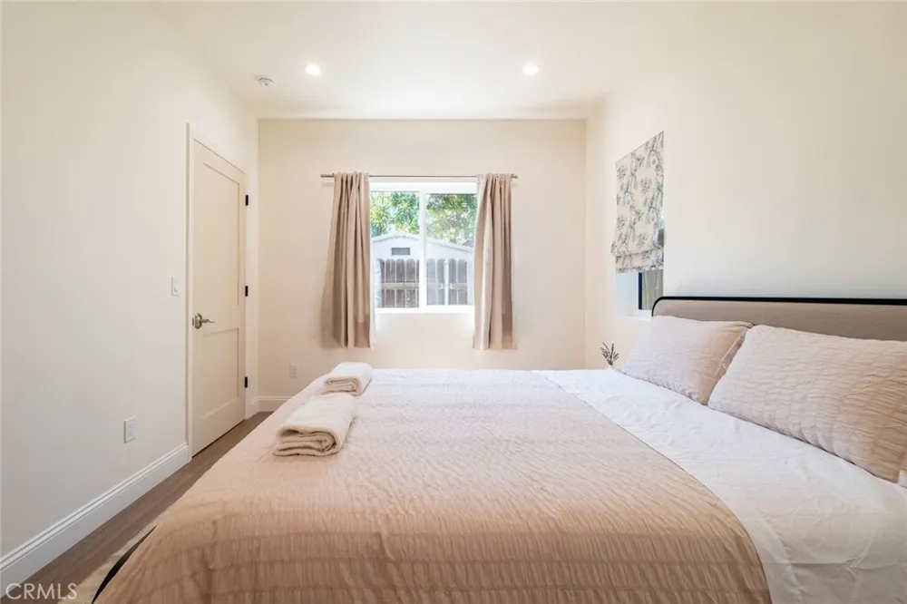 613 W Olive Monrovia, CA 91016