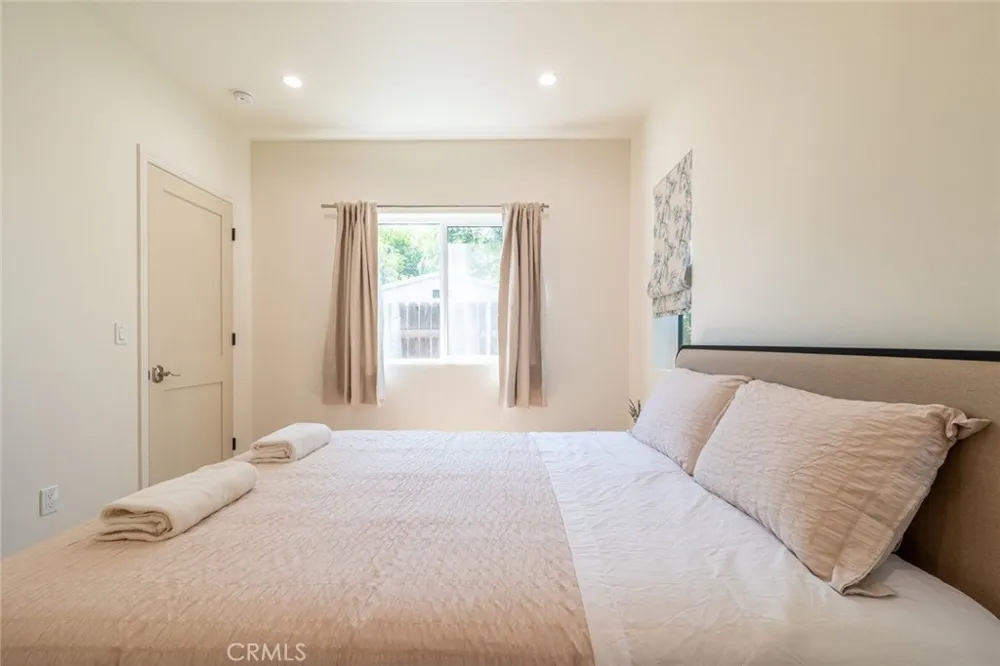 613 W Olive Monrovia, CA 91016