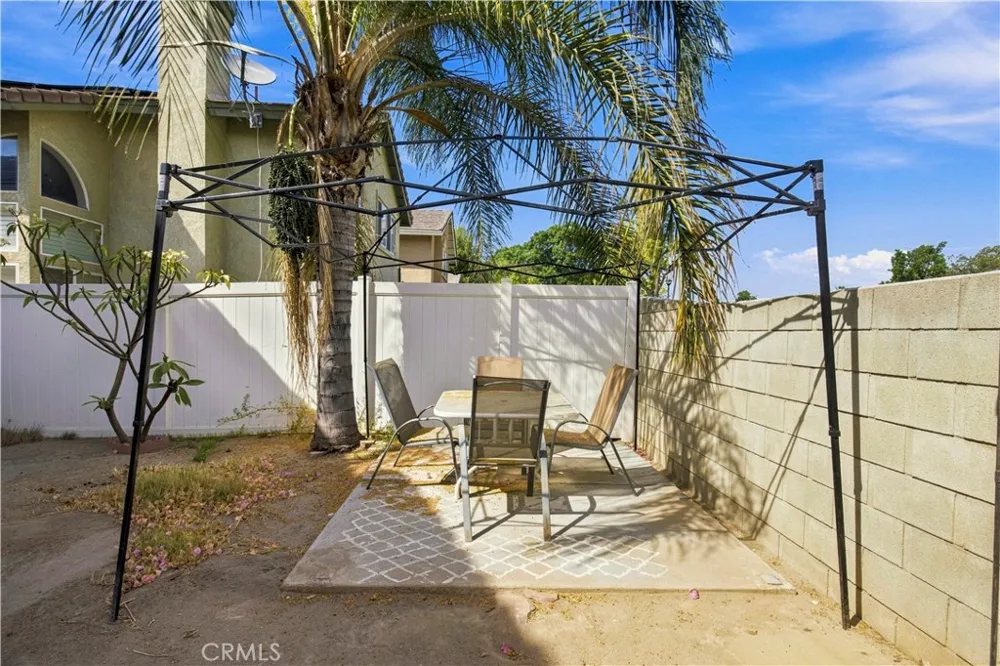 11515 Aberdeen Dr Fontana, CA 92337