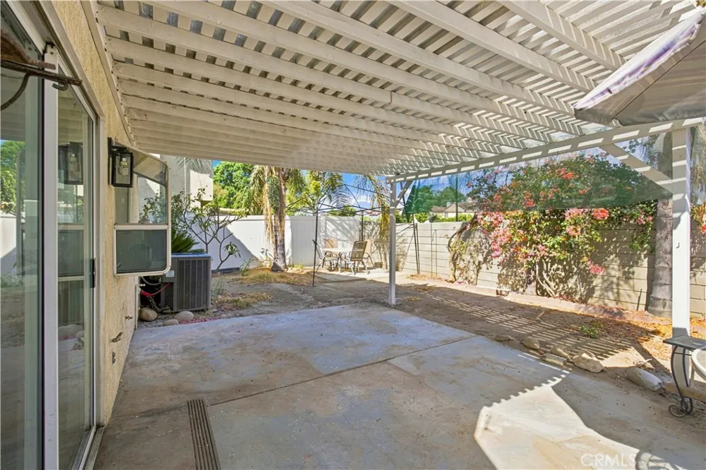 11515 Aberdeen Dr Fontana, CA 92337