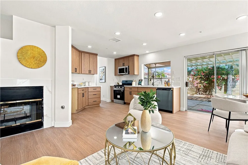 11515 Aberdeen Dr Fontana, CA 92337