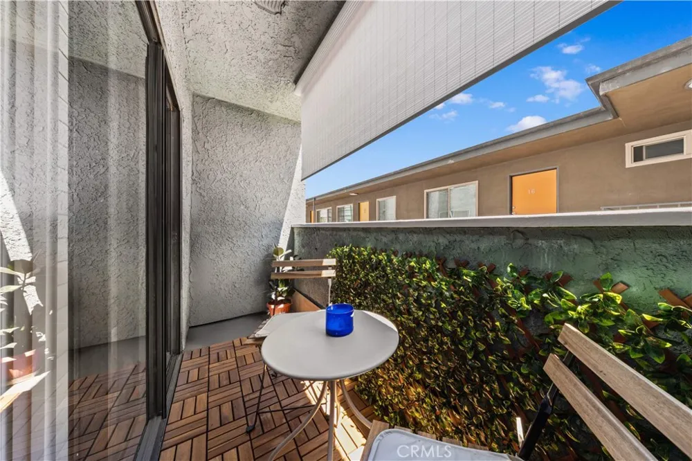 4211 Arch #103 Studio City, CA 91604