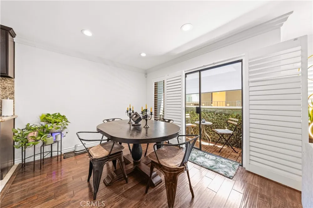 4211 Arch #103 Studio City, CA 91604