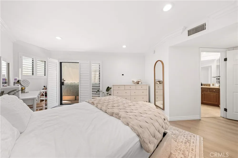 4211 Arch #103 Studio City, CA 91604