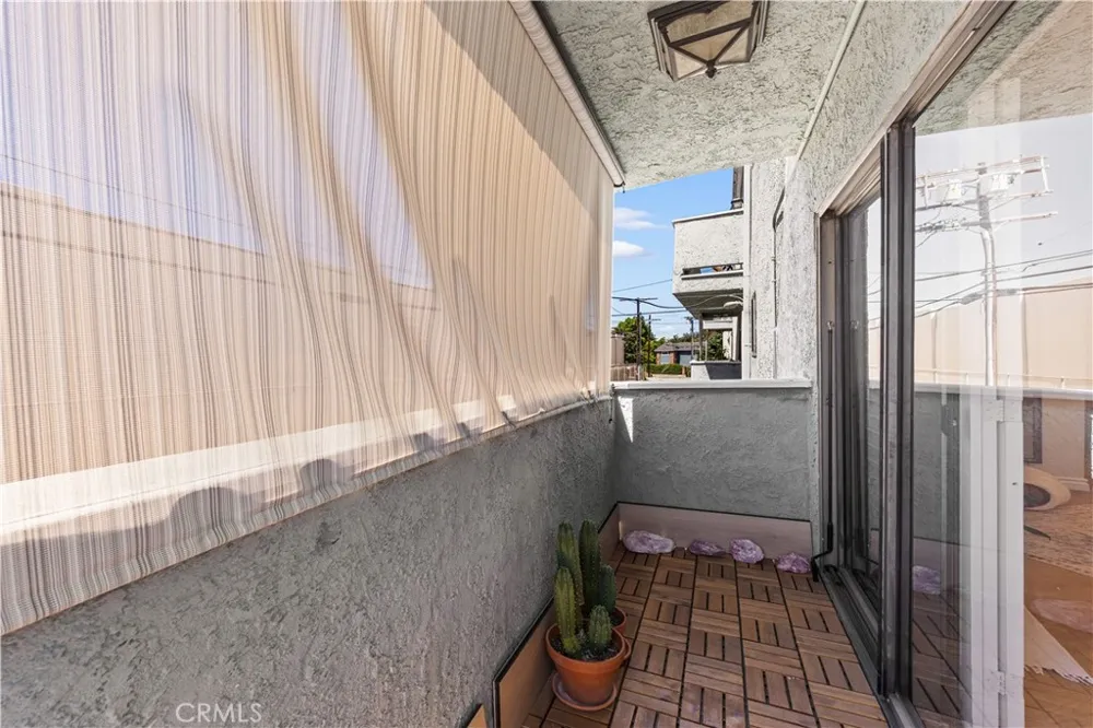 4211 Arch #103 Studio City, CA 91604