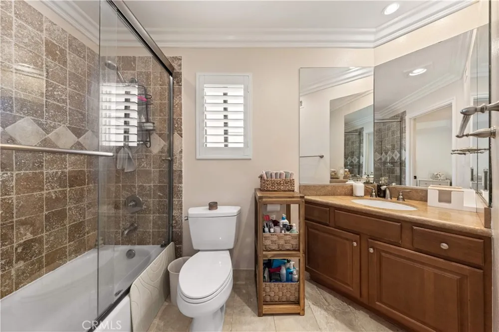 4211 Arch #103 Studio City, CA 91604