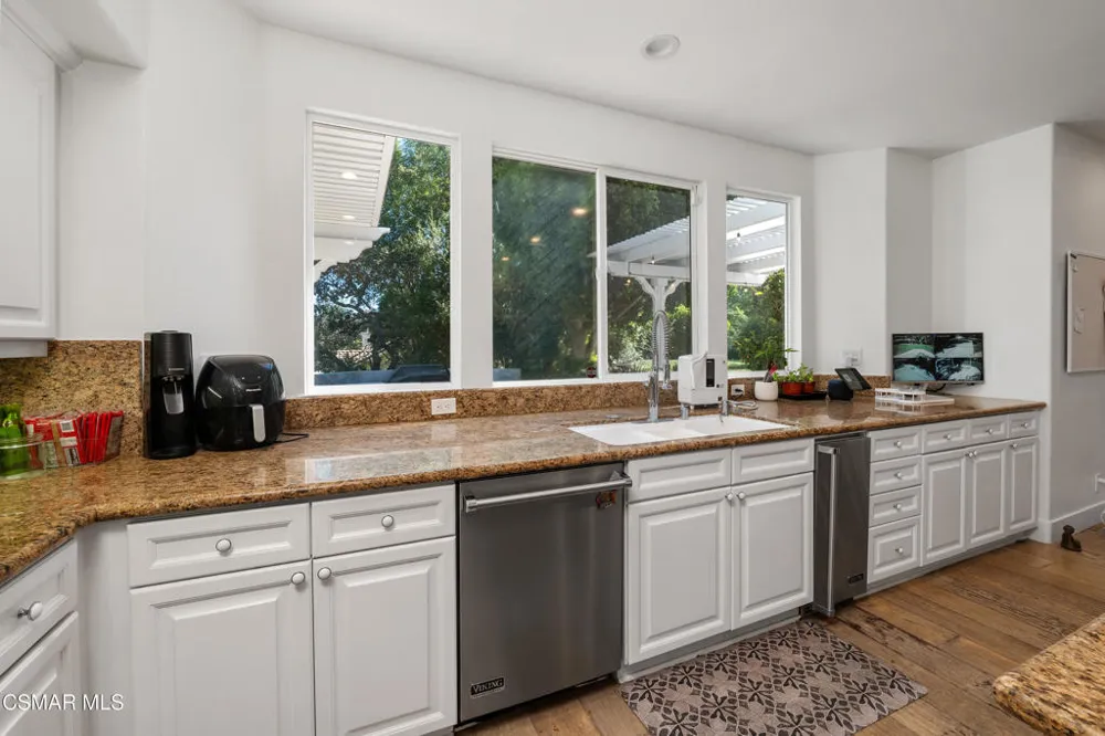 1660 Cross Bridge Place Thousand Oaks, CA 91362
