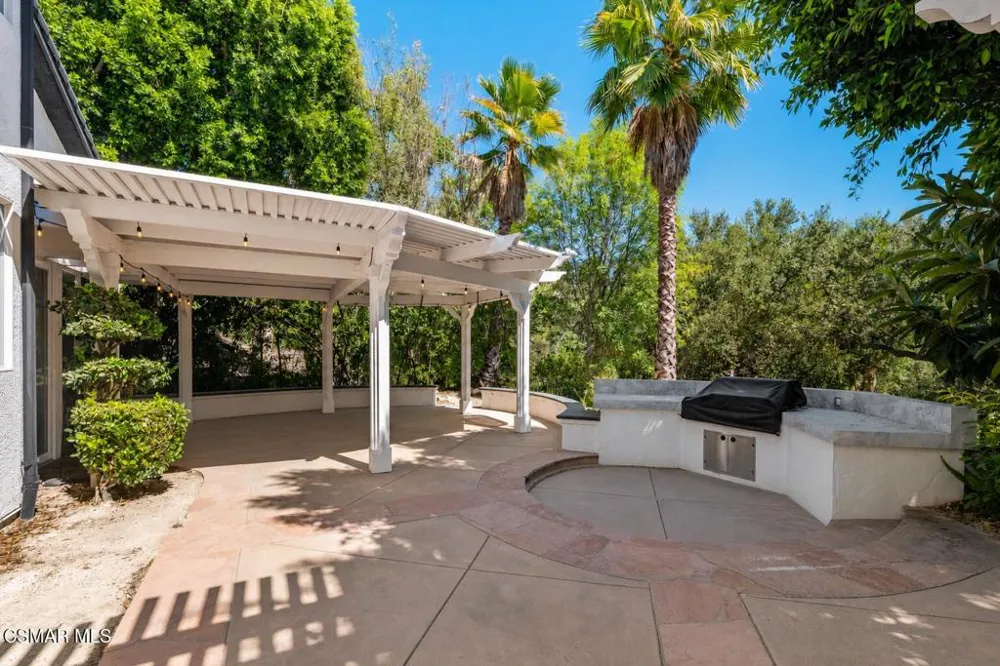 1660 Cross Bridge Place Thousand Oaks, CA 91362