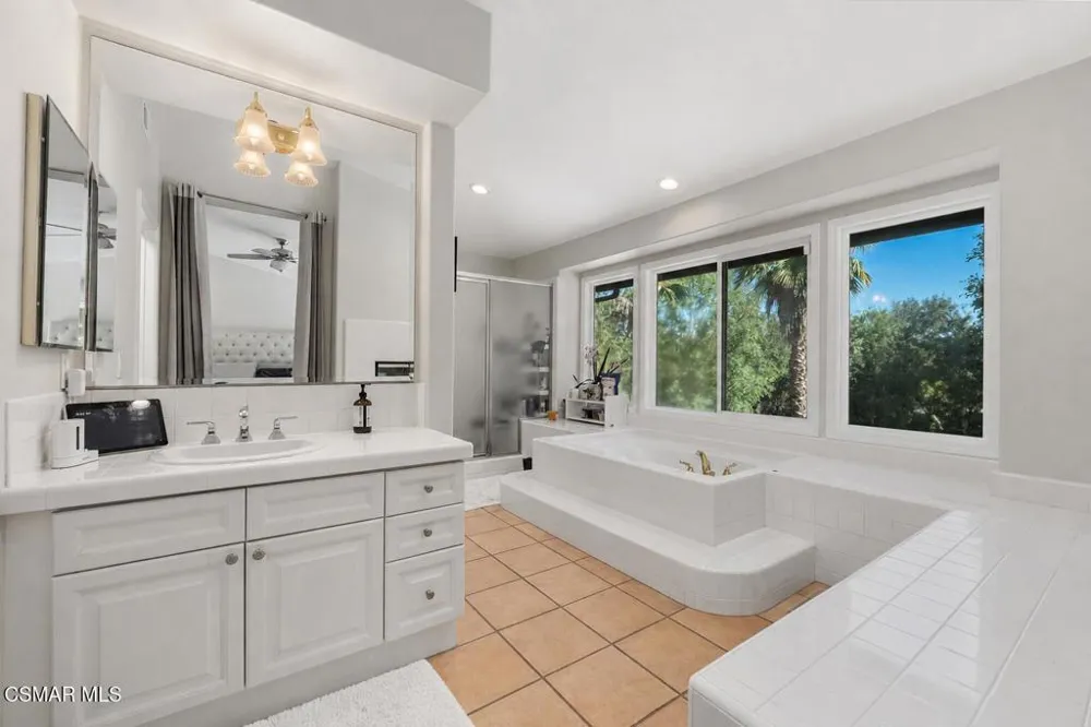 1660 Cross Bridge Place Thousand Oaks, CA 91362