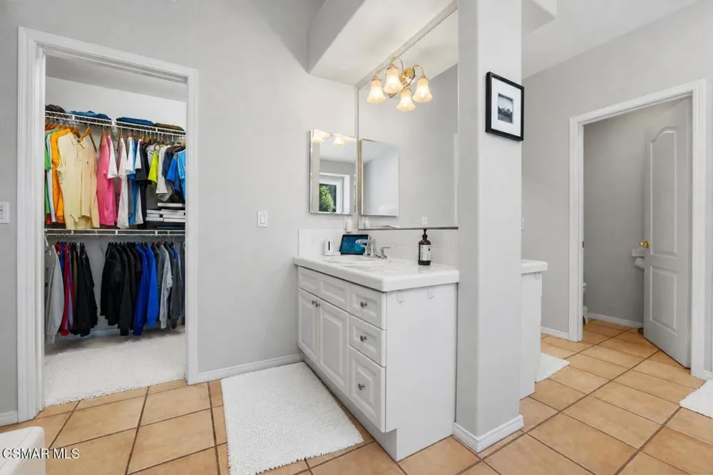 1660 Cross Bridge Place Thousand Oaks, CA 91362