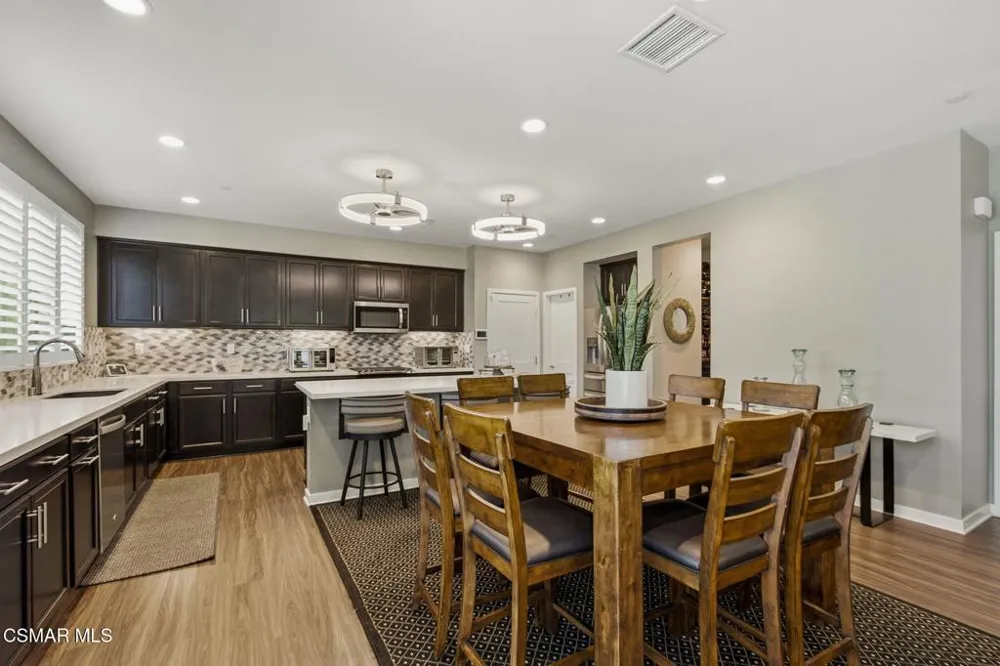 114 Red Brick Drive #1 Simi Valley, CA 93065