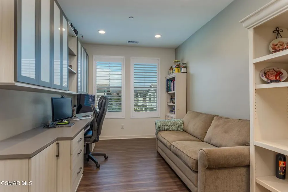 114 Red Brick Drive #1 Simi Valley, CA 93065