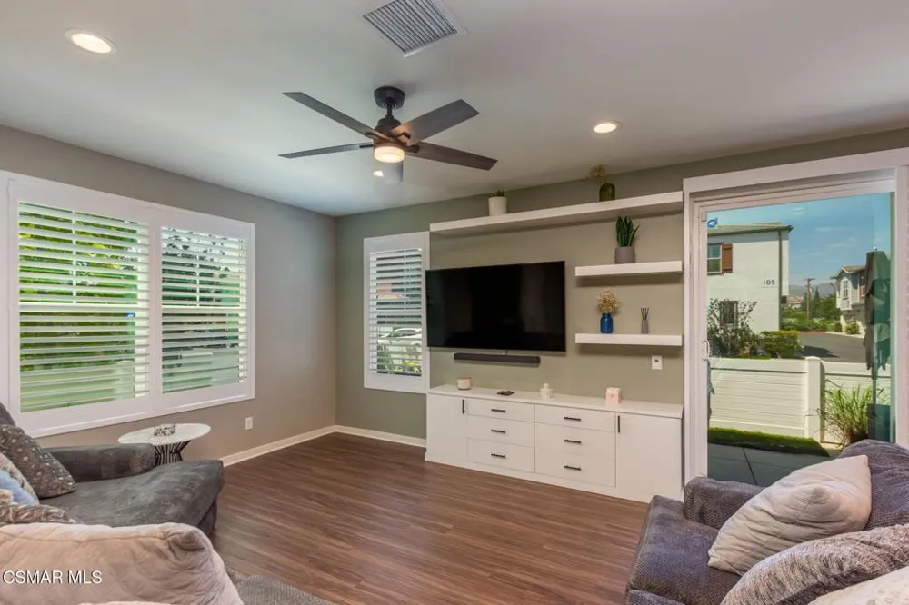 114 Red Brick Drive #1 Simi Valley, CA 93065